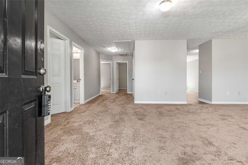 588 Elles Way Griffin - 3