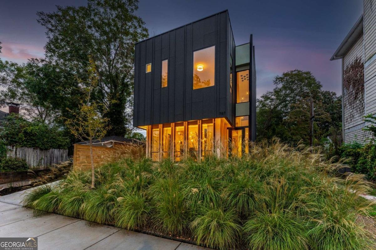 787 Bonaventure Avenue Atlanta - 50