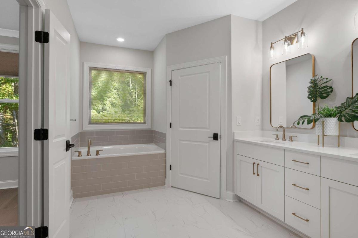 200 Wheatland Road Alpharetta - 28