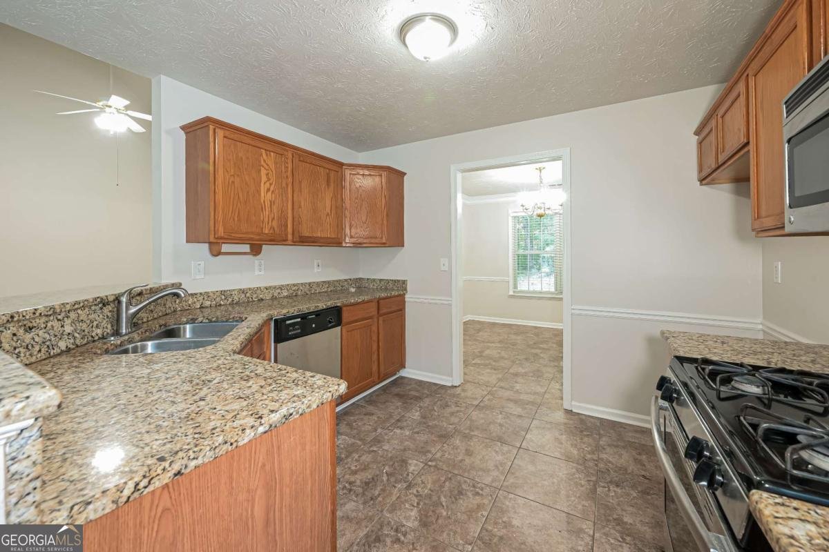 3331 Glen Summit Lane Snellville - 10
