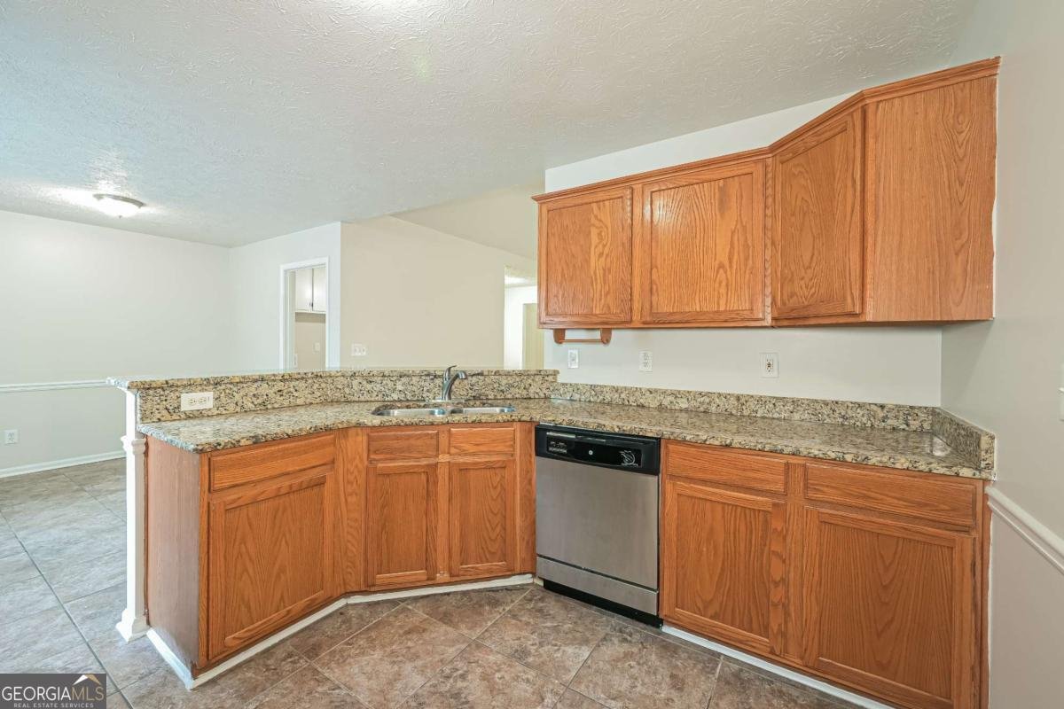 3331 Glen Summit Lane Snellville - 8