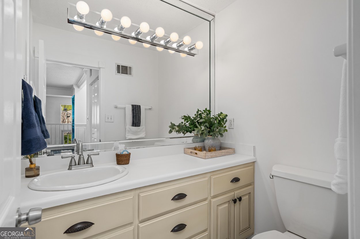 1127 Riverbend Club Drive Atlanta - 10