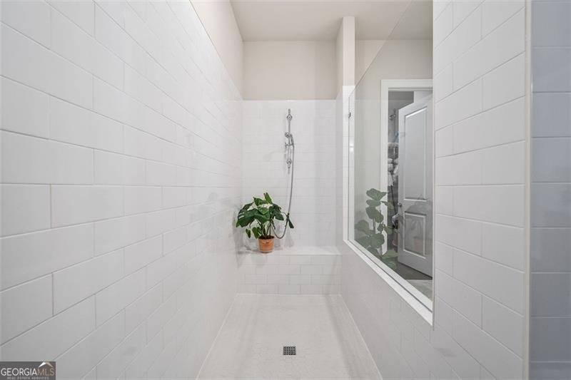 993 HARVEST PARK Lane Suwanee - 18