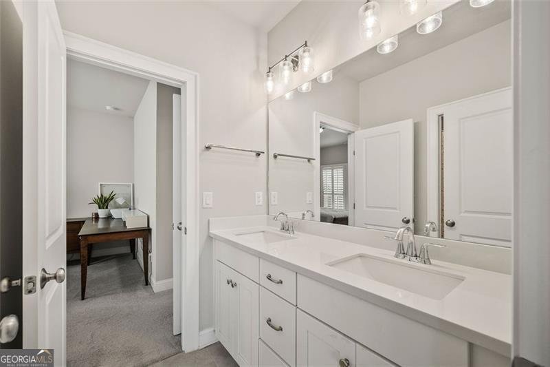 993 HARVEST PARK Lane Suwanee - 28