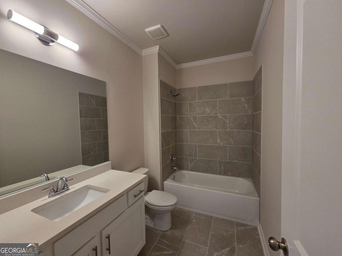233 Meadows Drive Bethlehem - 19