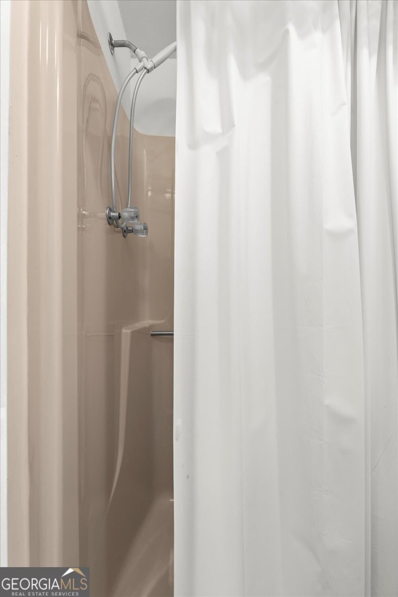 206 Alexander Avenue Washington - 29