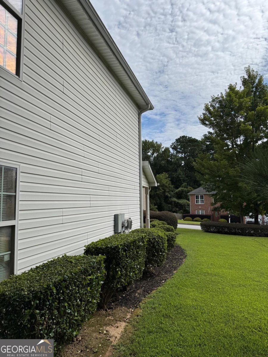 1221 Oak Knoll Court Lithonia - 4