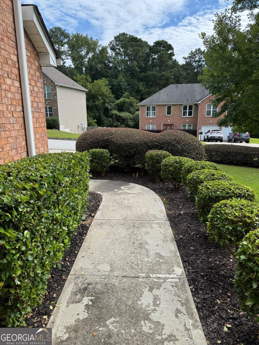 1221 Oak Knoll Court Lithonia - 6