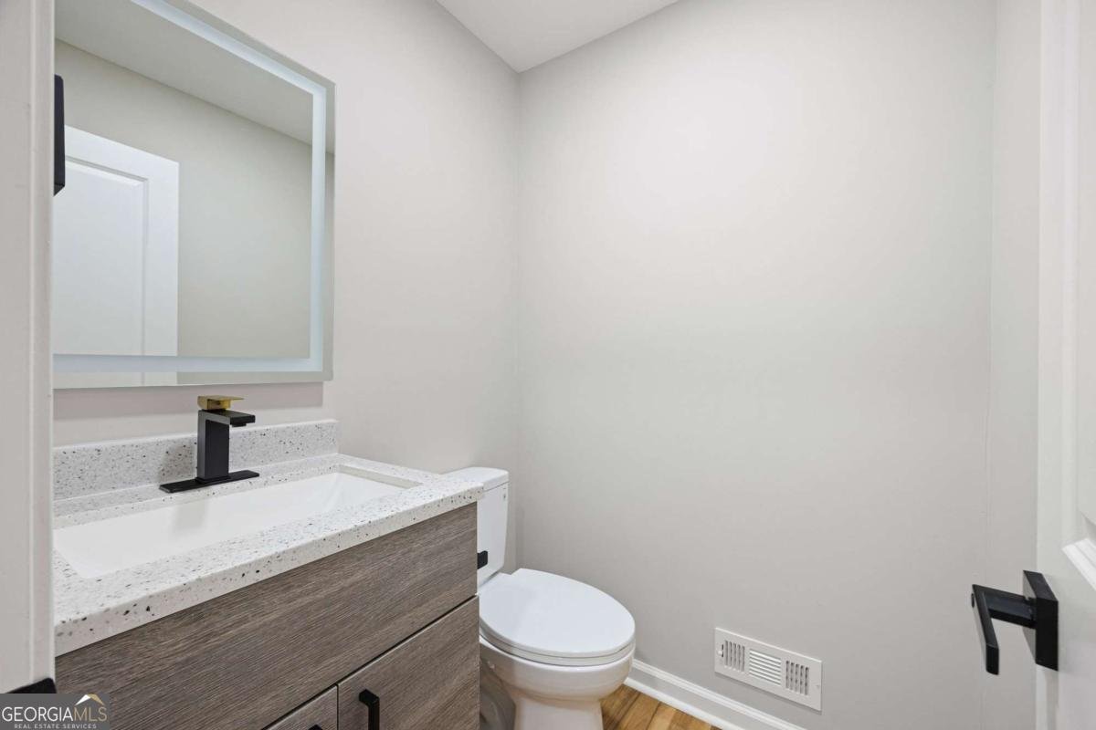 380 Thornwood Drive Atlanta - 16