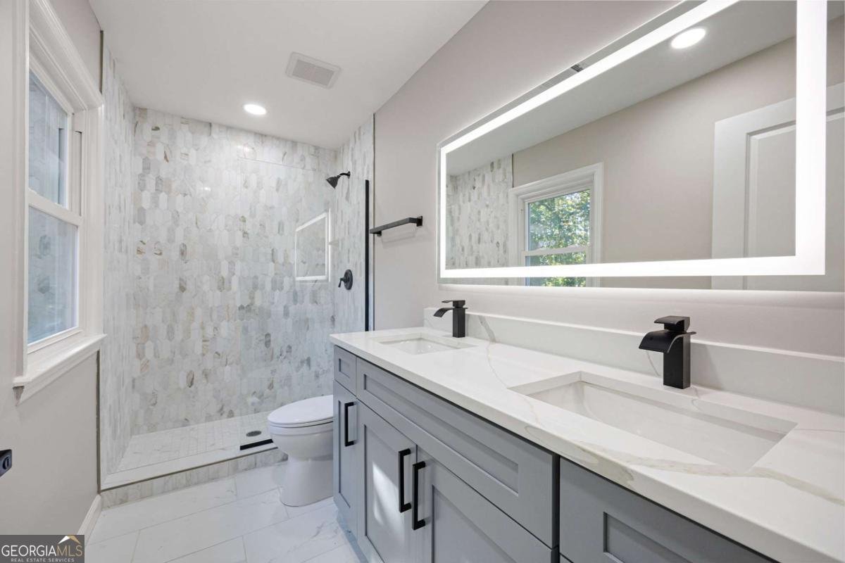 380 Thornwood Drive Atlanta - 20