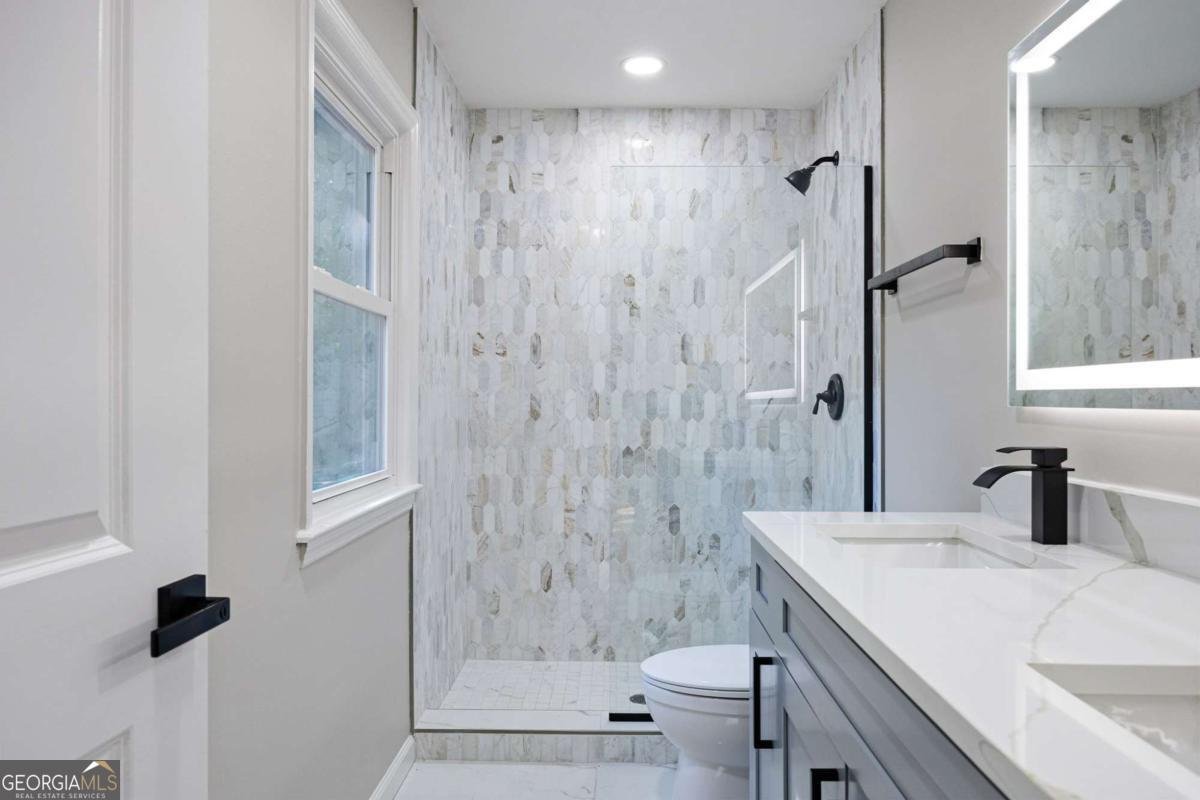 380 Thornwood Drive Atlanta - 21