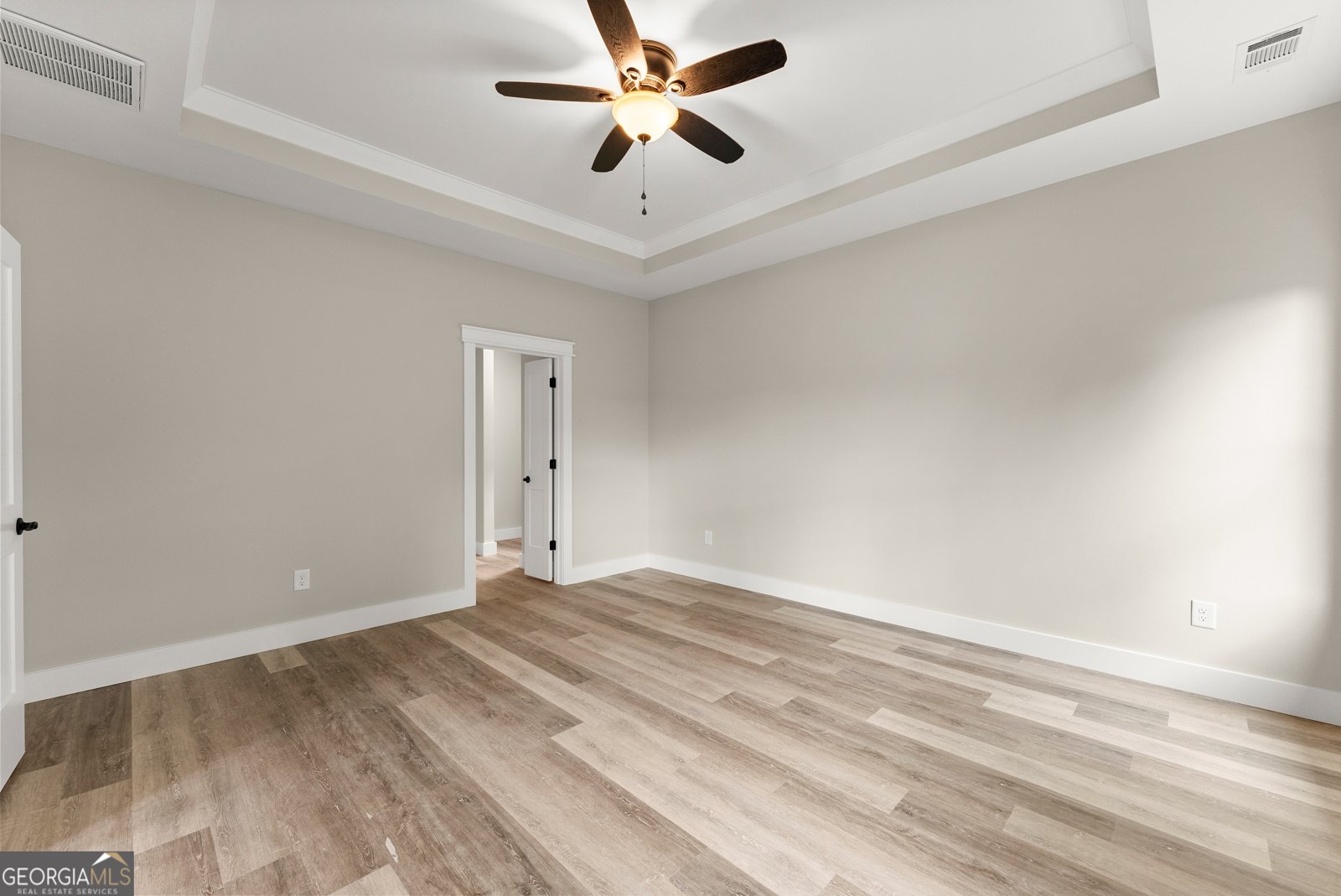 93 Colonial Drive Cleveland - 28