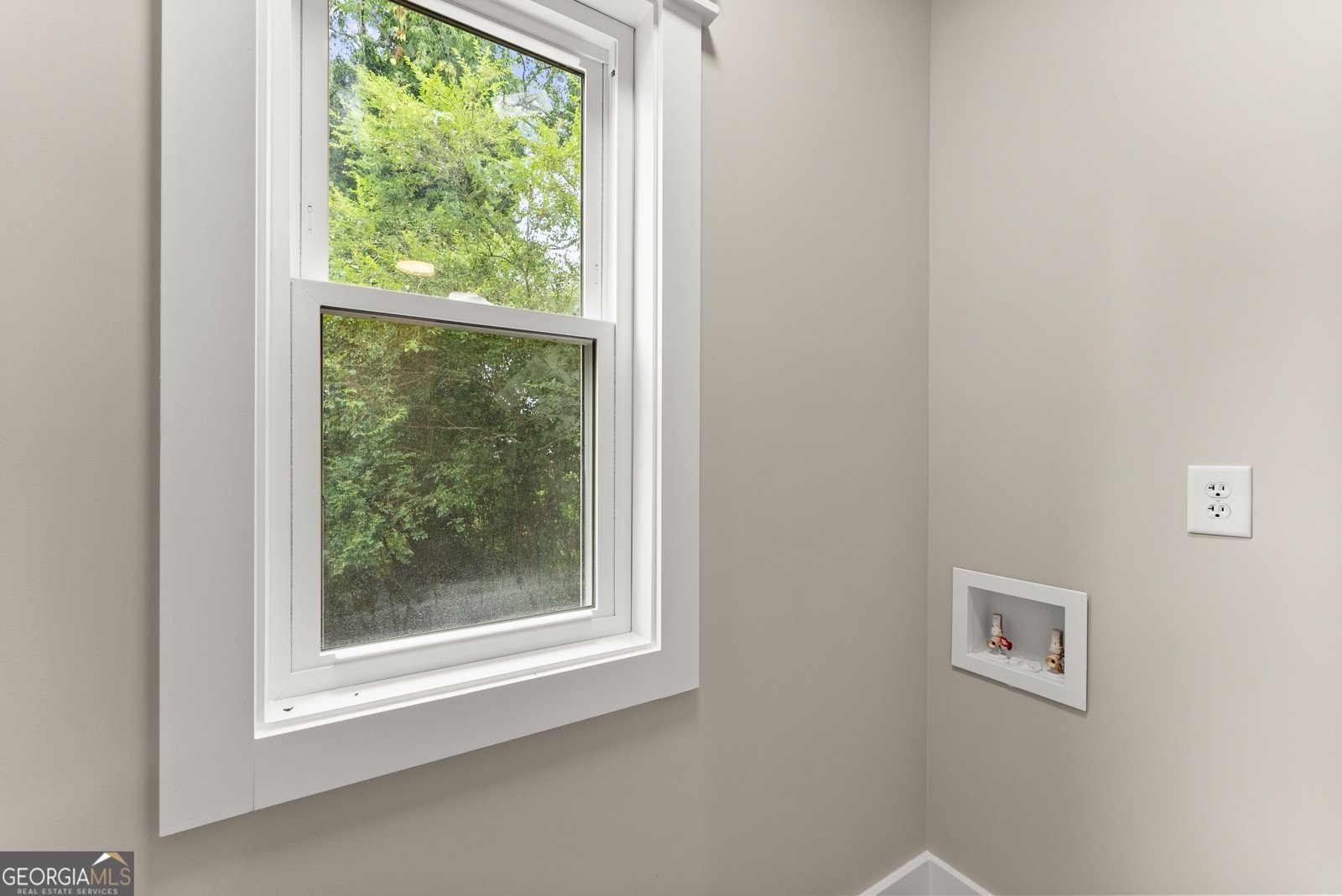 93 Colonial Drive Cleveland - 38