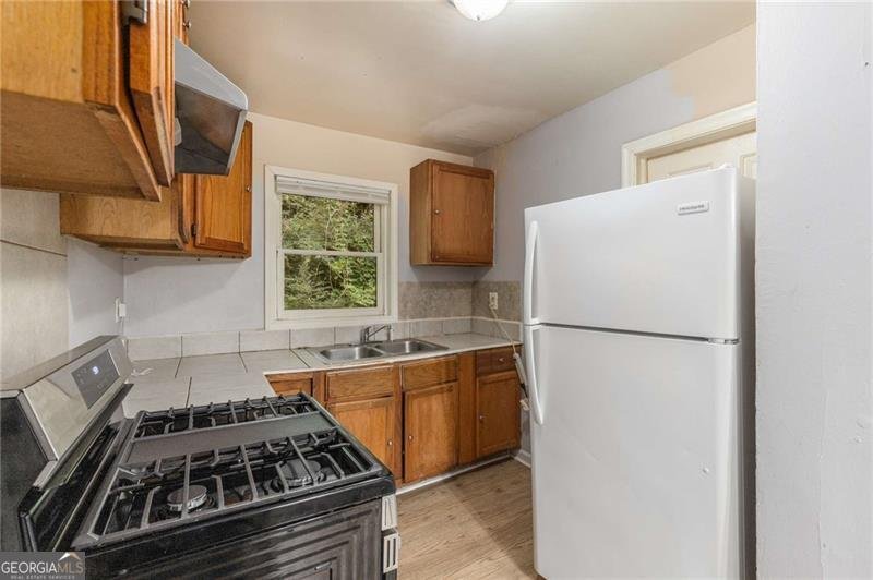 467 Park Valley Drive Atlanta - 1