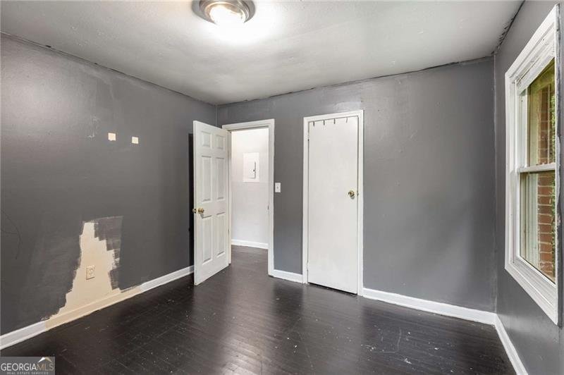 467 Park Valley Drive Atlanta - 8