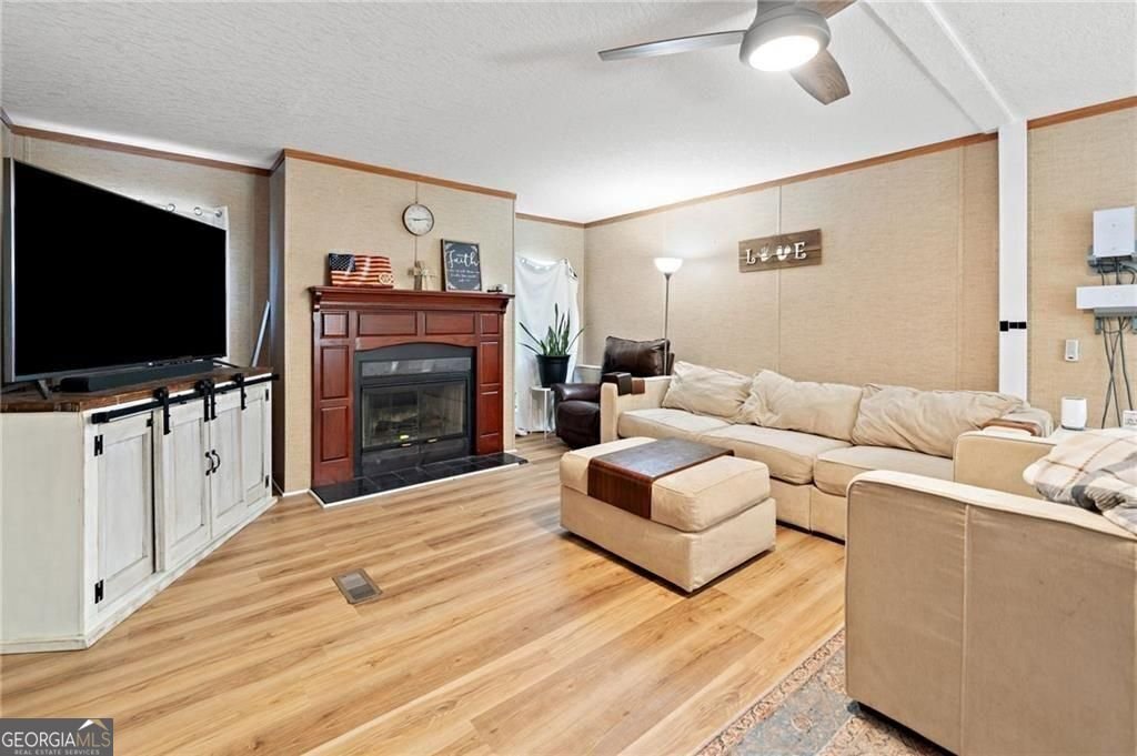 1575 Davis Road Fairmount - 4