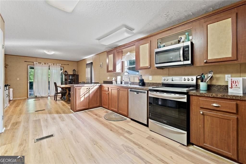 1575 Davis Road Fairmount - 7