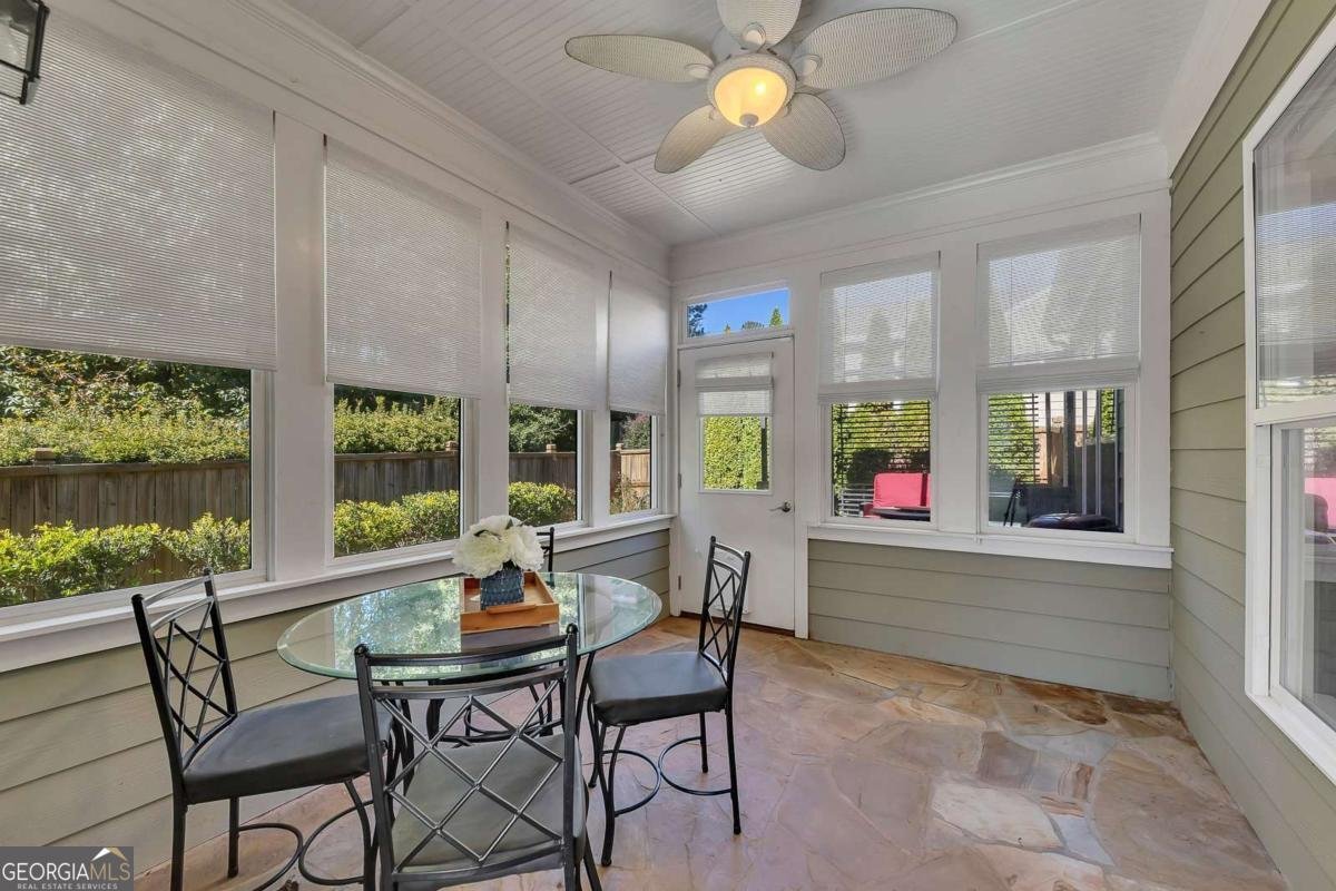 124 Riverside Lane Woodstock - 31