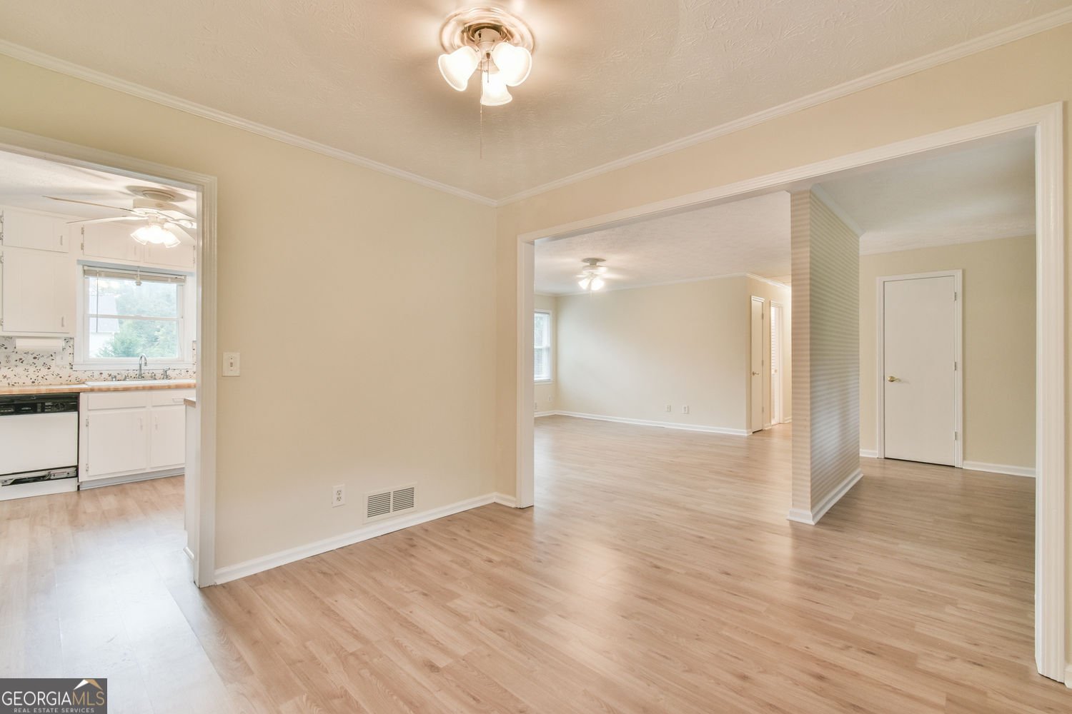 246 Greenwood Drive Lilburn - 11