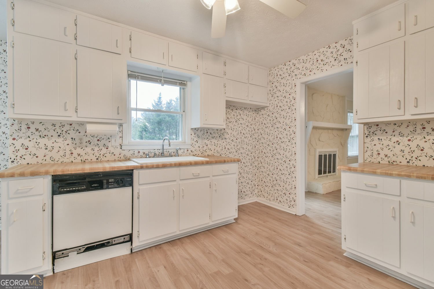 246 Greenwood Drive Lilburn - 13