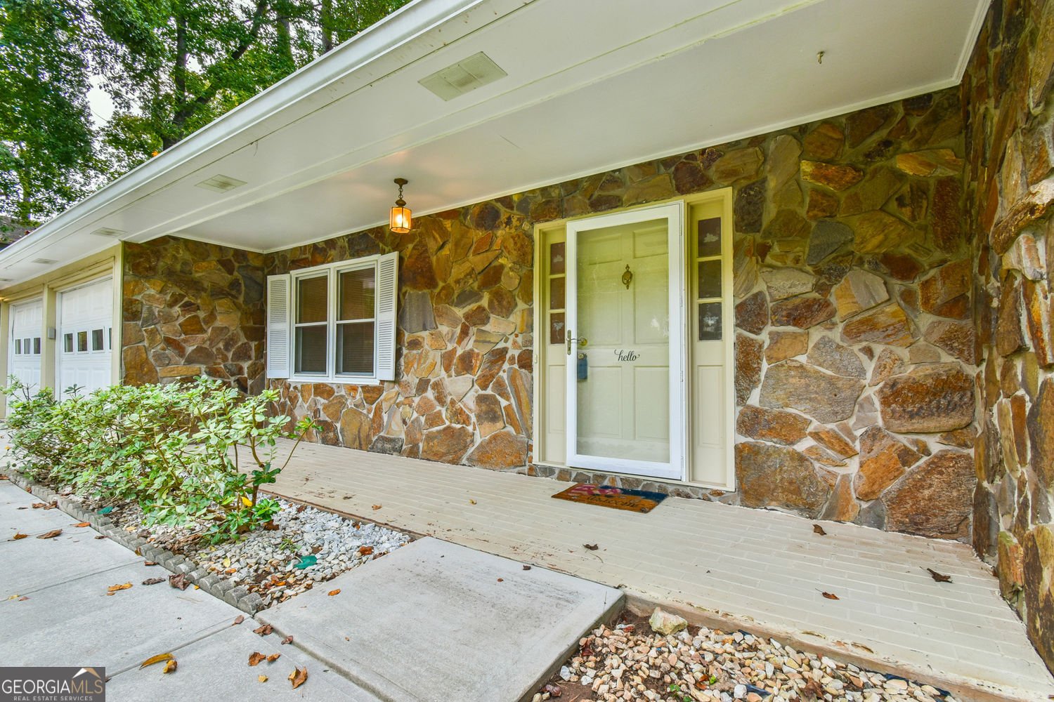 246 Greenwood Drive Lilburn - 4