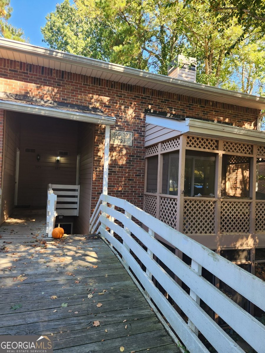 327 Quail Run Roswell - 1