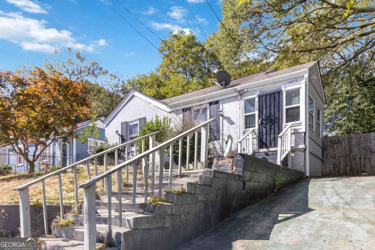 225 1st Street Atlanta - 2