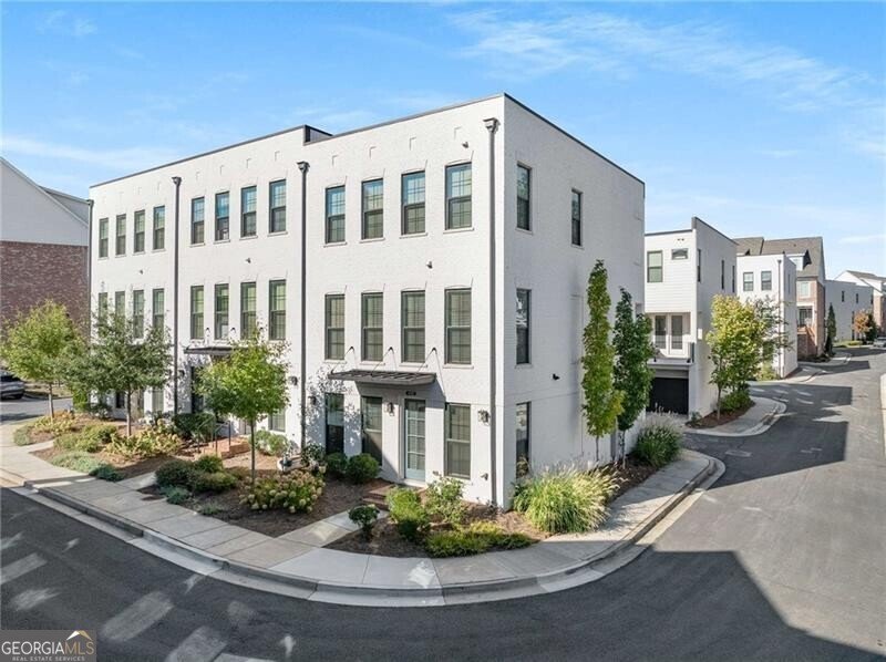 468 Burton Drive Alpharetta - 1