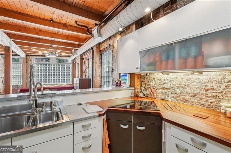 205 Walker Street Atlanta - 13