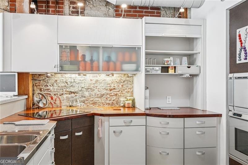 205 Walker Street Atlanta - 8