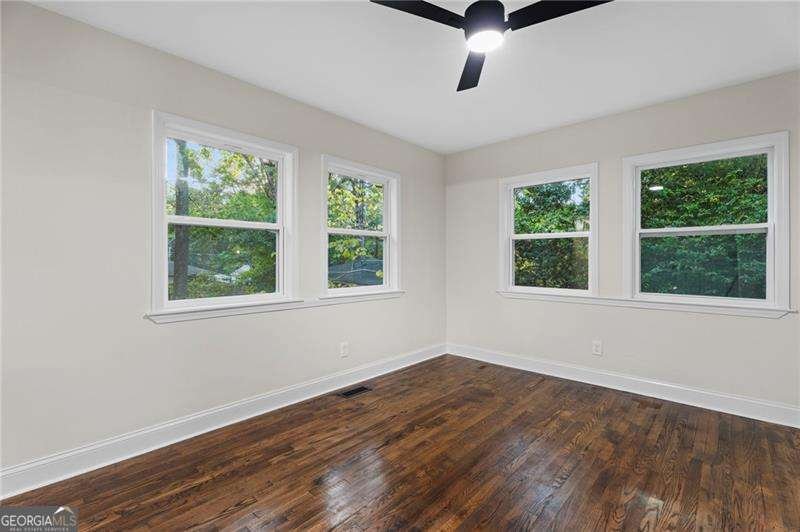 6179 Holiday Boulevard Forest Park - 17