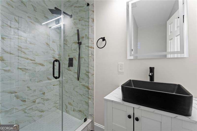 6179 Holiday Boulevard Forest Park - 22