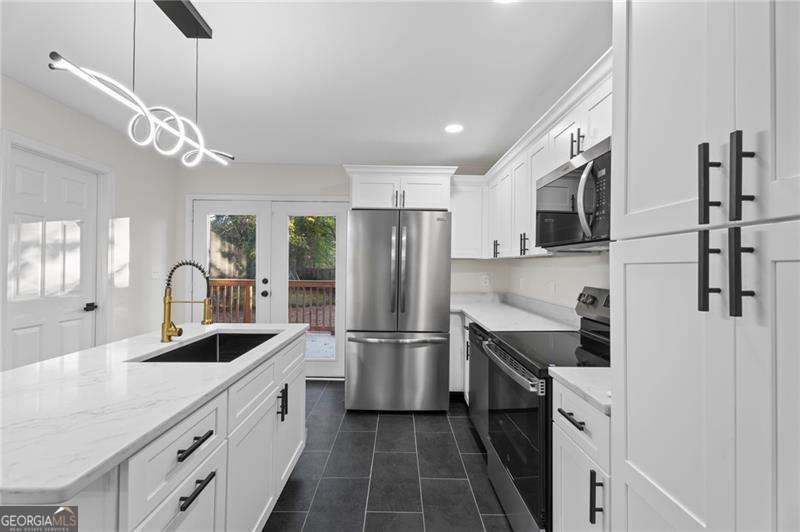 6179 Holiday Boulevard Forest Park - 5