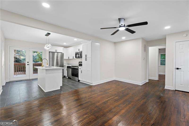 6179 Holiday Boulevard Forest Park - 8