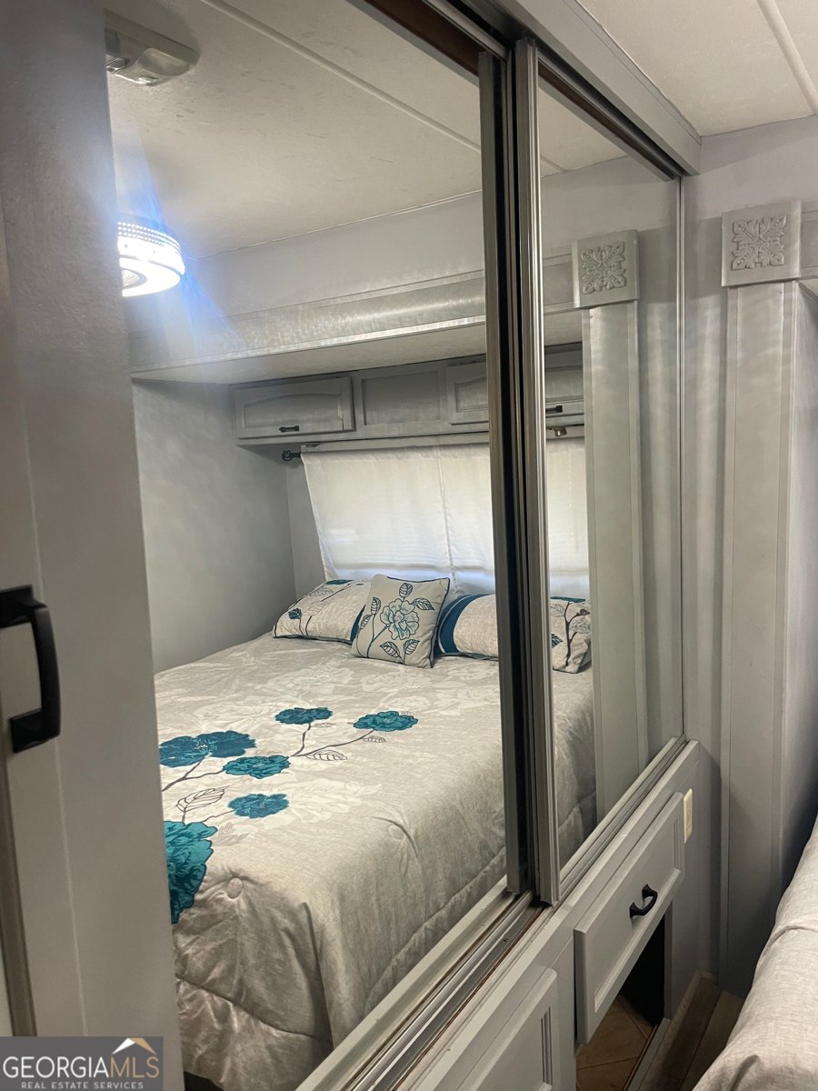 19 Yogi Bear Boulevard Cleveland - 20