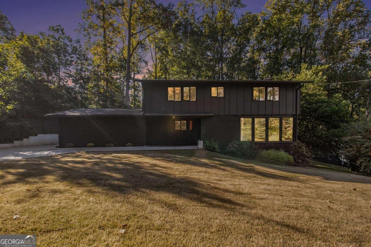 3555 Eaglerock Drive Atlanta - 22