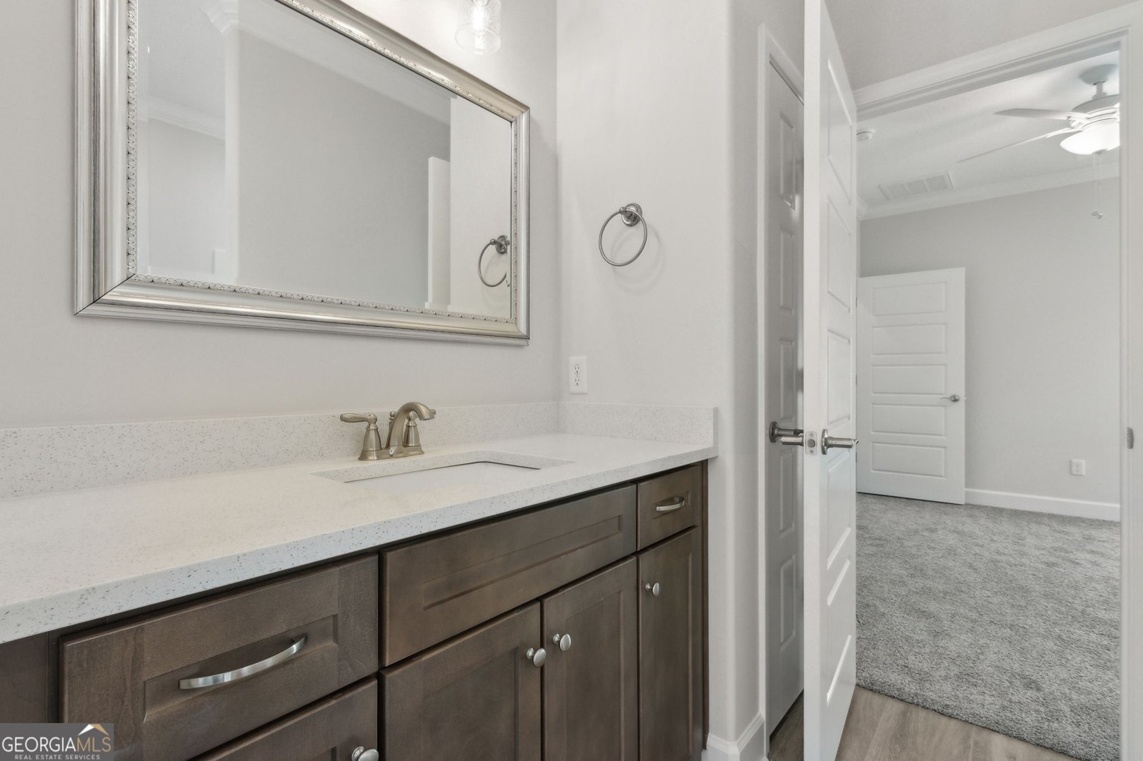681 Harbour Island Circle Waverly - 38