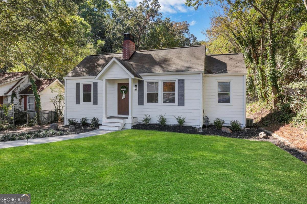 207 Walthall Street Marietta - 1