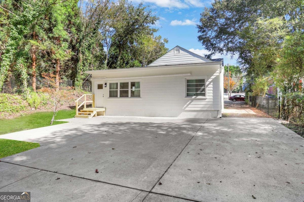 207 Walthall Street Marietta - 37