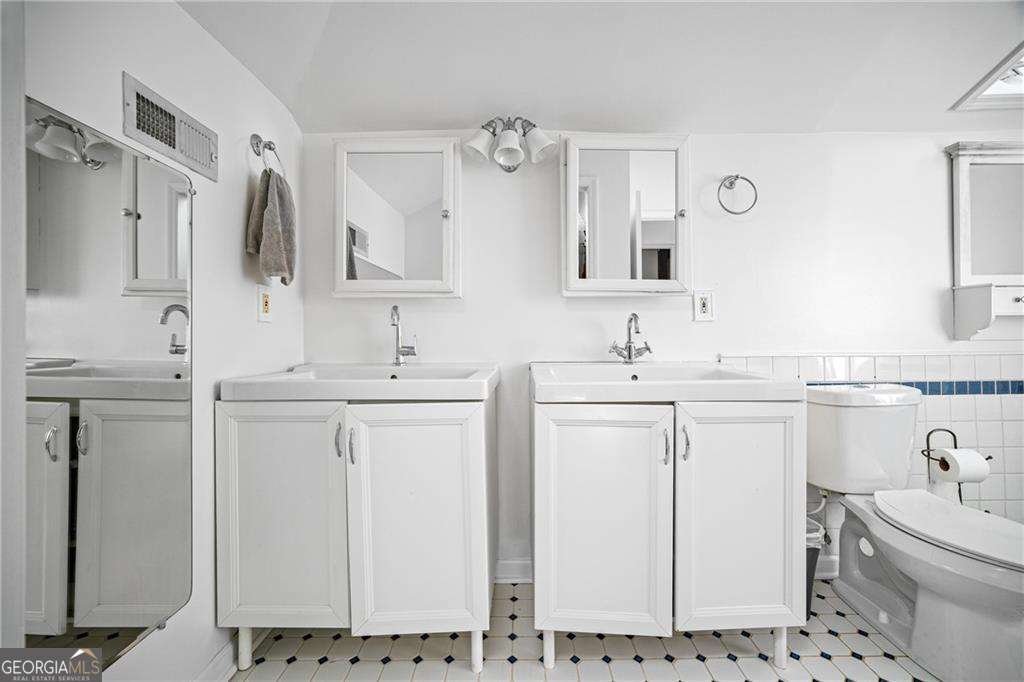 684 Peeples Street Atlanta - 10