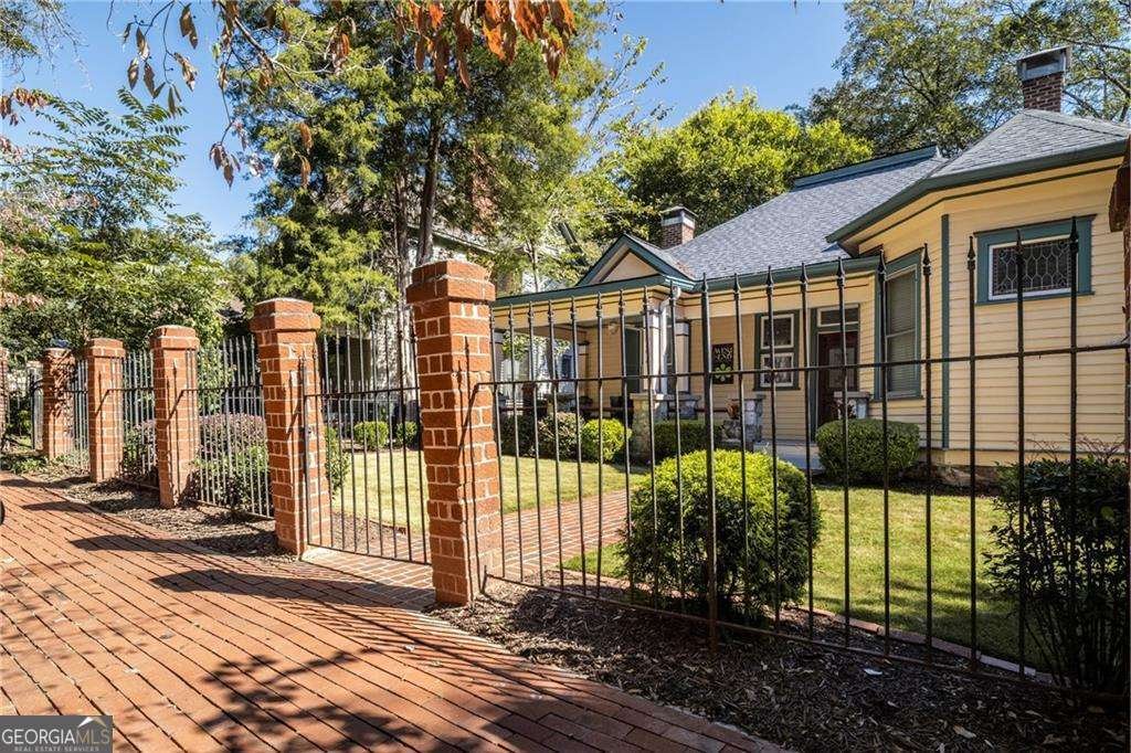 684 Peeples Street Atlanta - 18