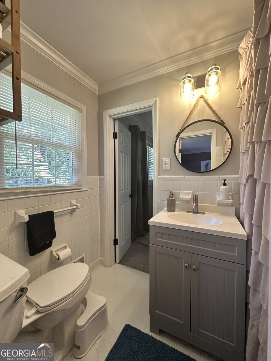 146 LANCELOT Way Lawrenceville - 17