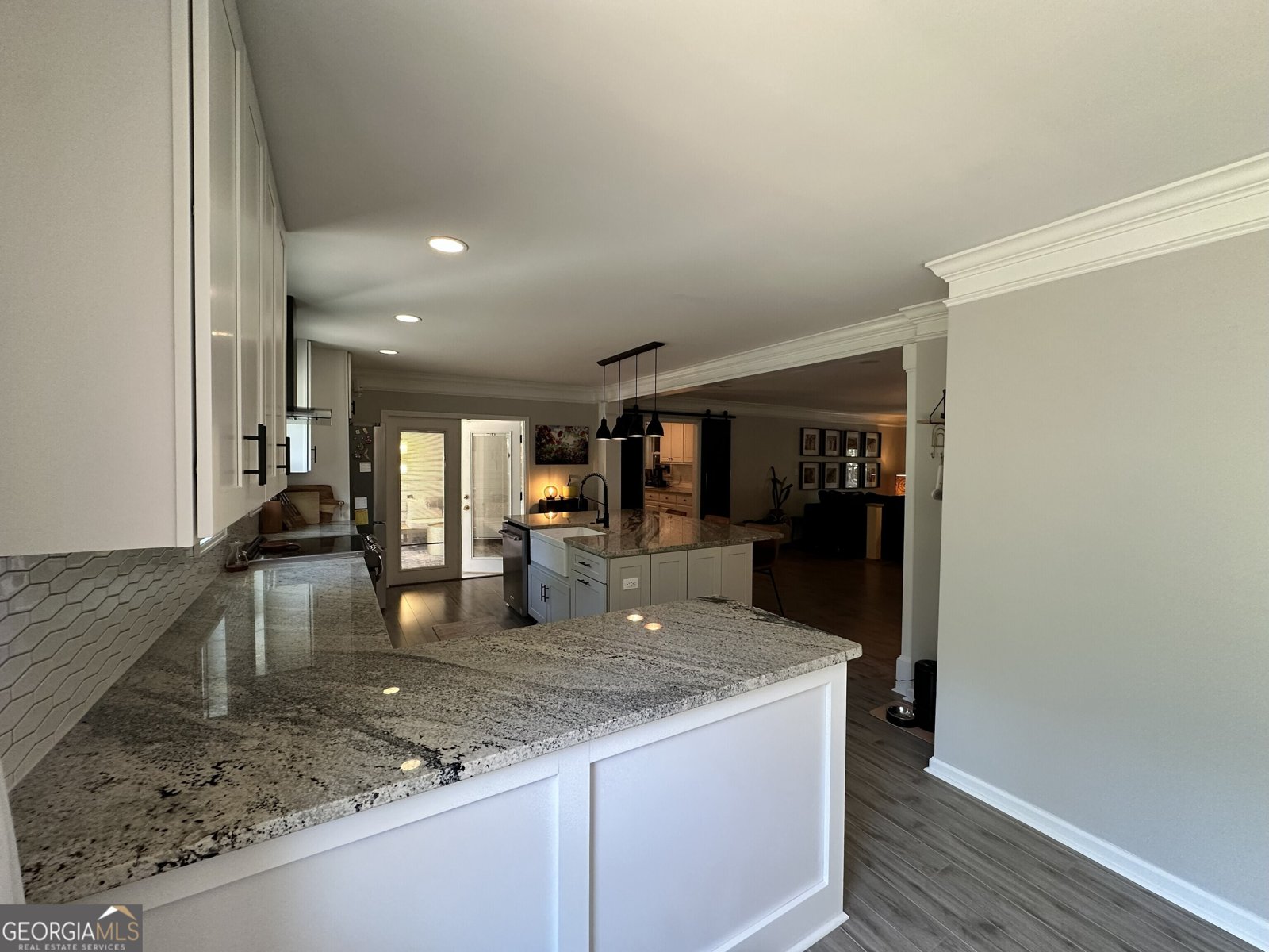 146 LANCELOT Way Lawrenceville - 31