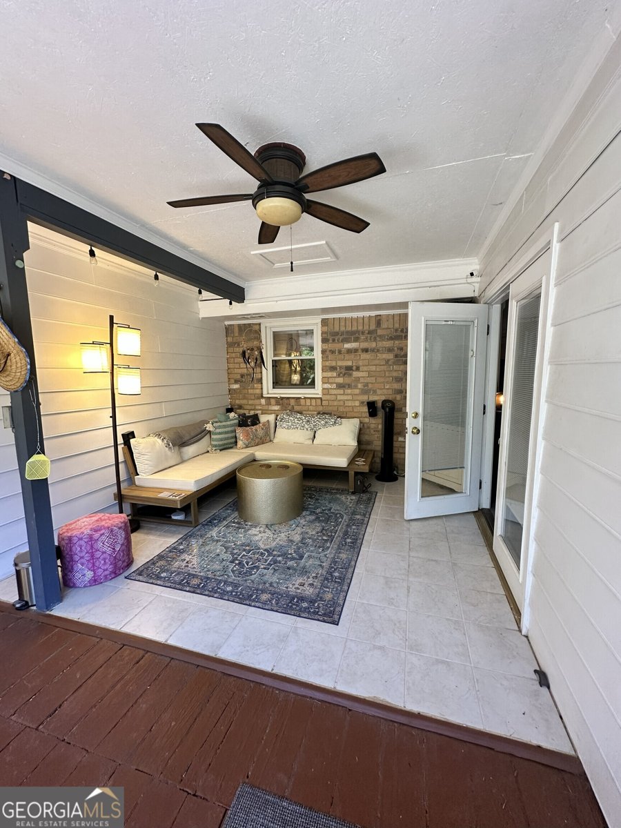 146 LANCELOT Way Lawrenceville - 40