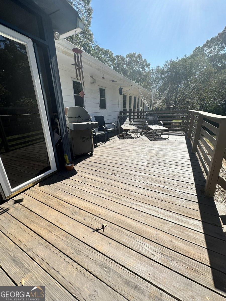 146 LANCELOT Way Lawrenceville - 43