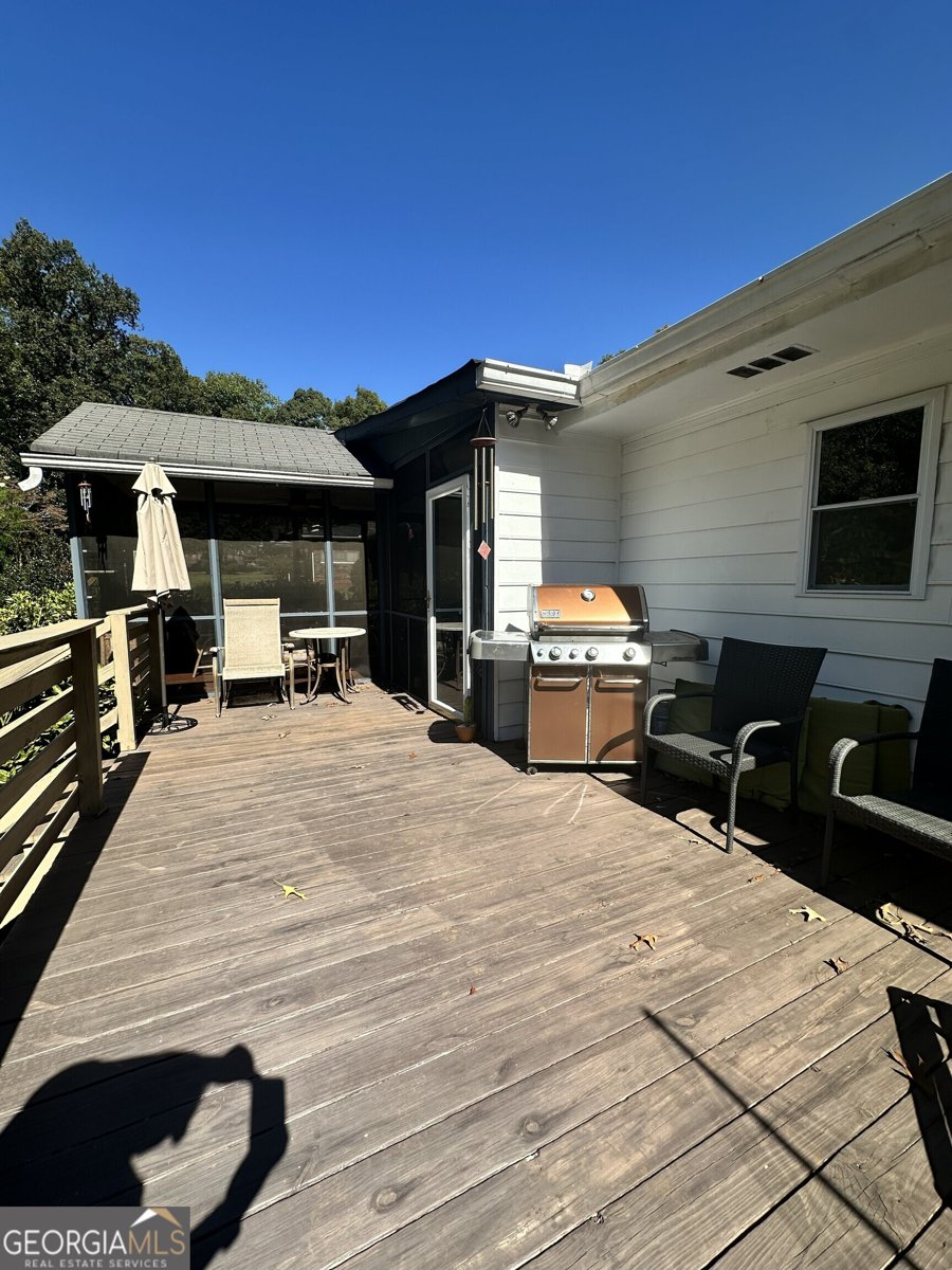 146 LANCELOT Way Lawrenceville - 45