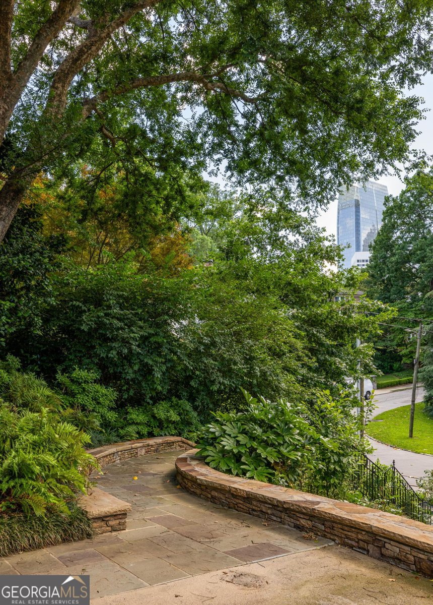 21 Barksdale Drive Atlanta - 37