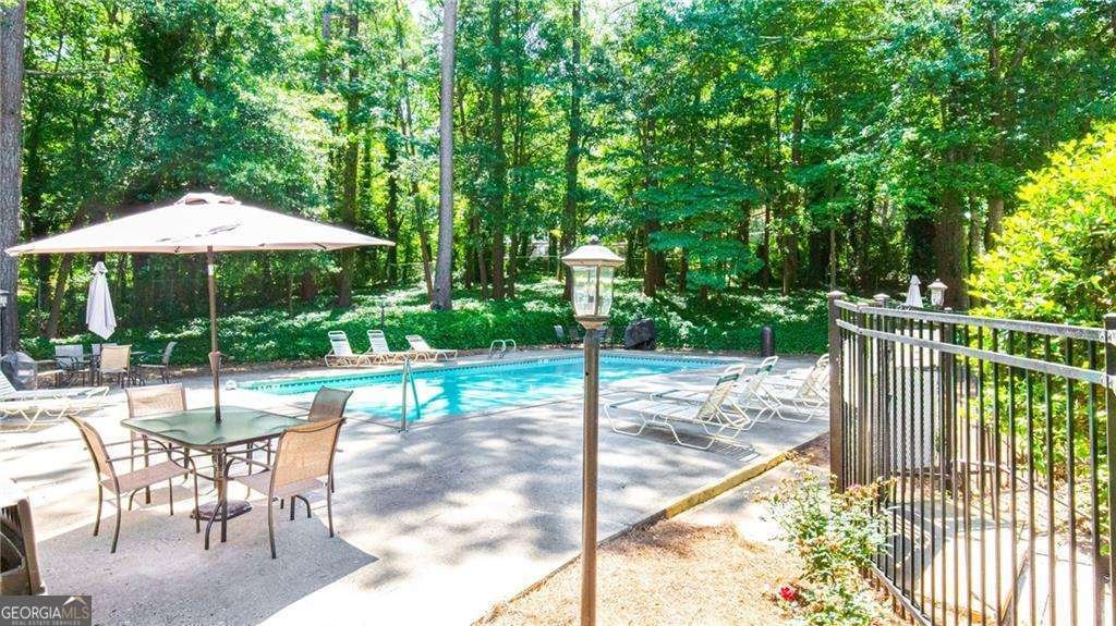 427 Warm Springs Circle Roswell - 1