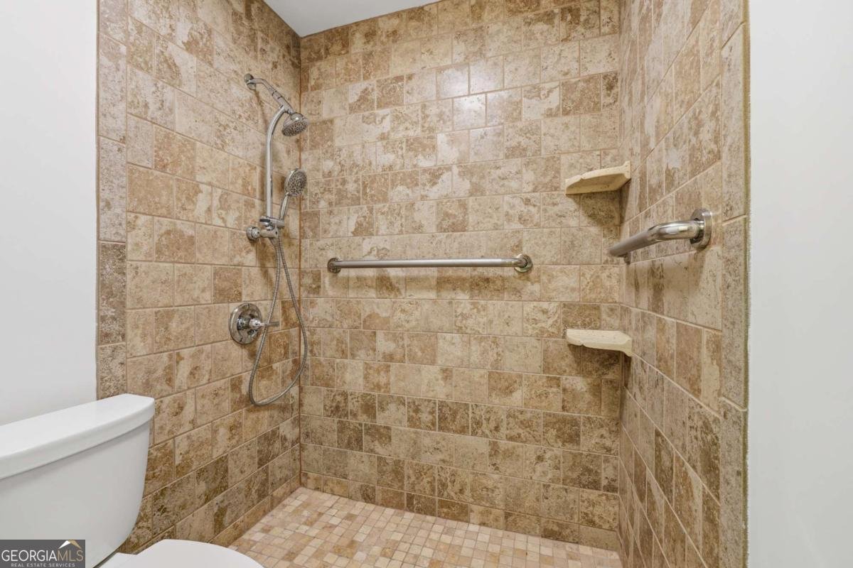 427 Warm Springs Circle Roswell - 17
