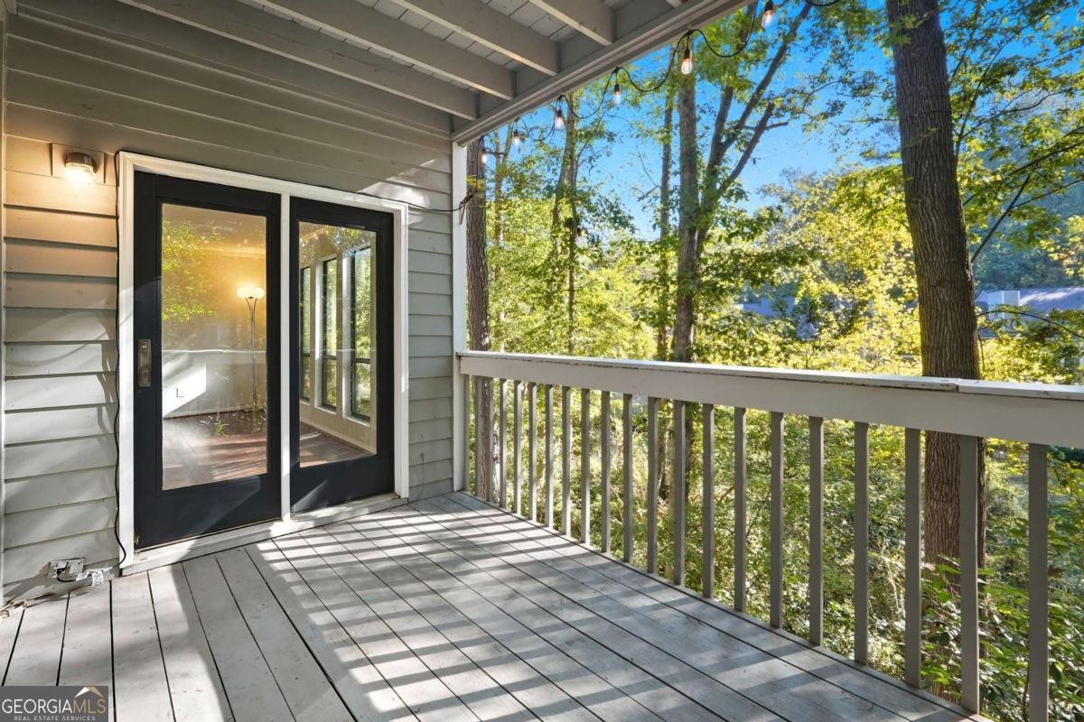 427 Warm Springs Circle Roswell - 23